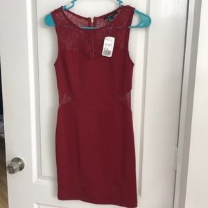 Lace detail cocktail dress